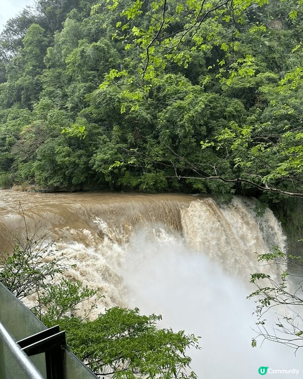 台北之旅最值得推薦的打卡景點,當然是歷史悠久的九份老街,最美...