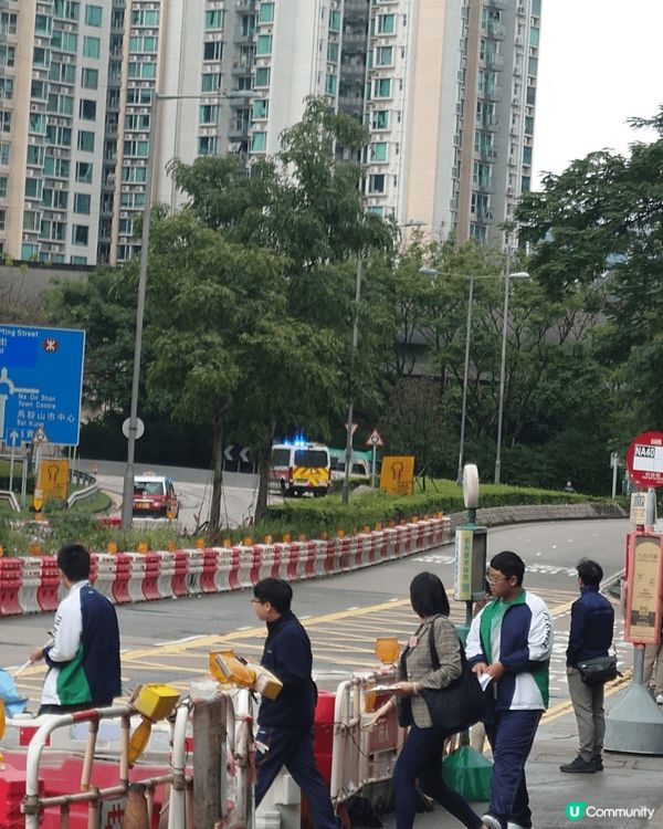 大家猜一猜圖中不正常的哪個是我本人