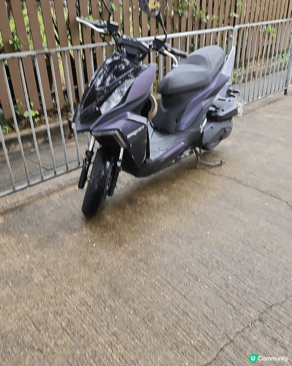 大家猜一猜圖中不正常的哪個是我本人