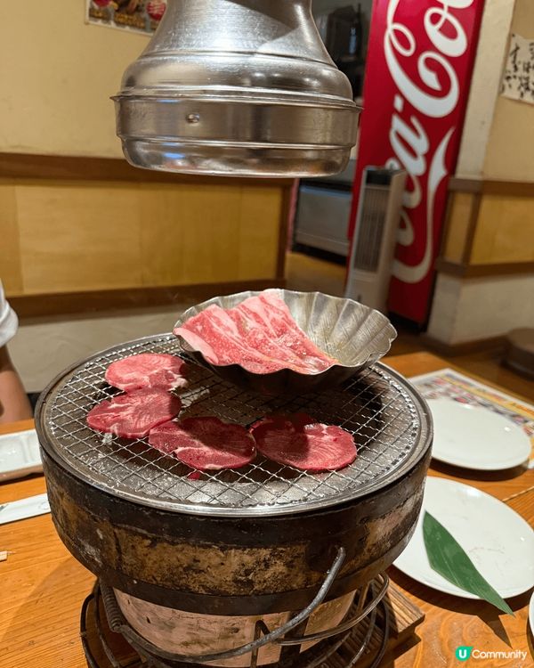 今次福岡之旅去左農家の一服食和牛燒肉，用炭火燒出黎既肉十分香...