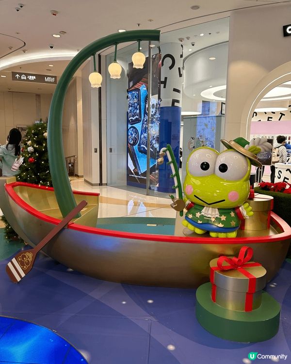 Moko商場有聖誕佈置了，今年主題是可愛的KeroKeroK...