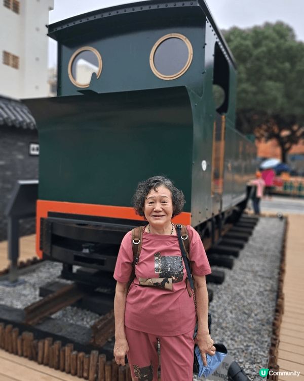 中英街一天遊，連同朋友一起吃喝玩樂，真是大快人心。