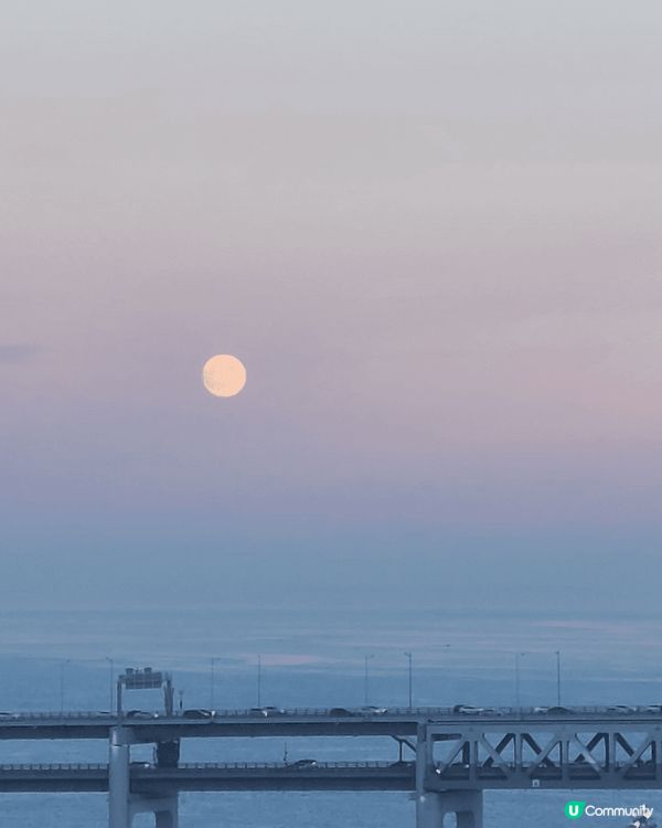 中秋節的韓國廣安里大橋日落, 真的是很美