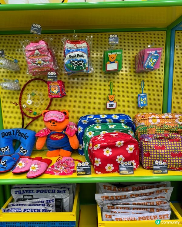 Wiggle Wiggle(위글위글)是一間很受歡迎的雜貨店...