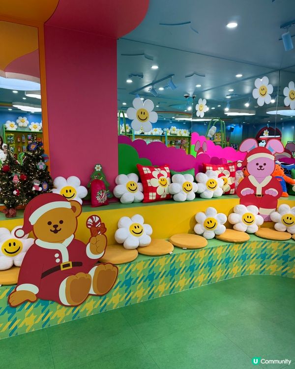 Wiggle Wiggle(위글위글)是一間很受歡迎的雜貨店...