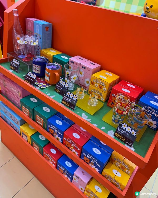 Wiggle Wiggle(위글위글)是一間很受歡迎的雜貨店...