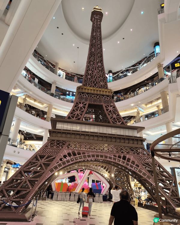 這是一個泰國之旅影的相片。泰國出發前機場影了張指定動張boa...