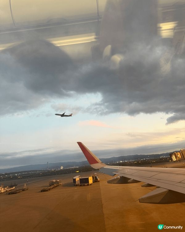 大阪之旅必去景點通天閣，日間和夜晚的景色各有特色