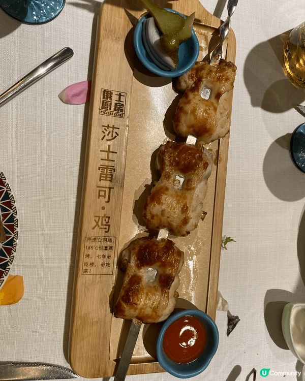 深圳俄氏廚房，在香港不易找到的餐廳，食物新鮮及美味，3人也吃...