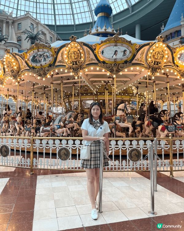 韓國很適合女孩子去，因為有很多打卡的地方和購物中心，很喜歡韓...