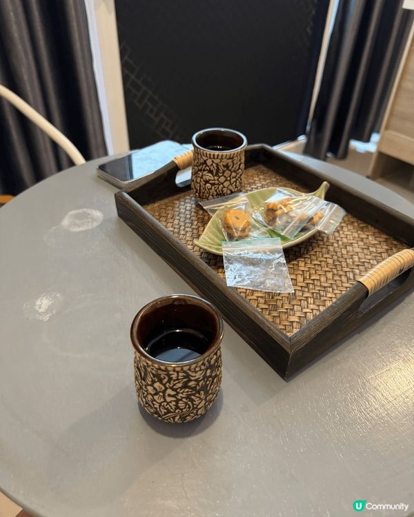 為清邁叢林市集，於每星期六日開。常中有自家品牌小食，手作，飲...