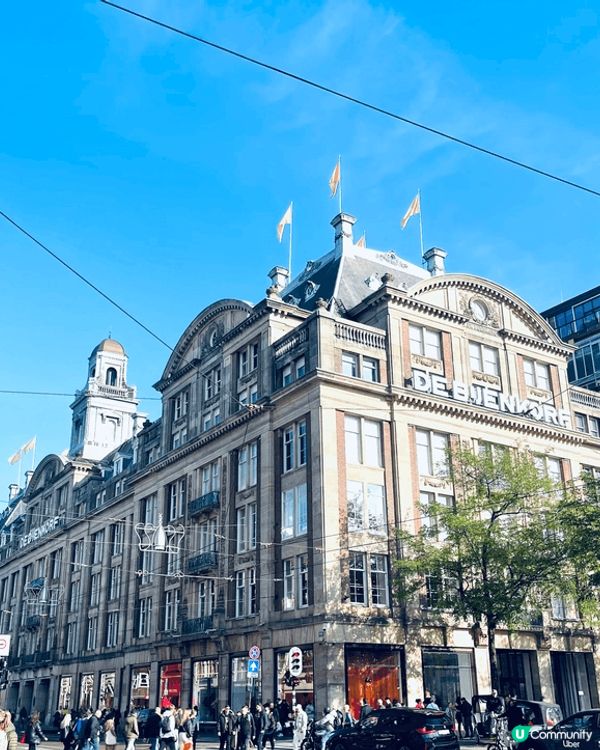 這幾張相攝於荷蘭🇳🇱 途中嘅美食非常出名 每一個建築物都非常...