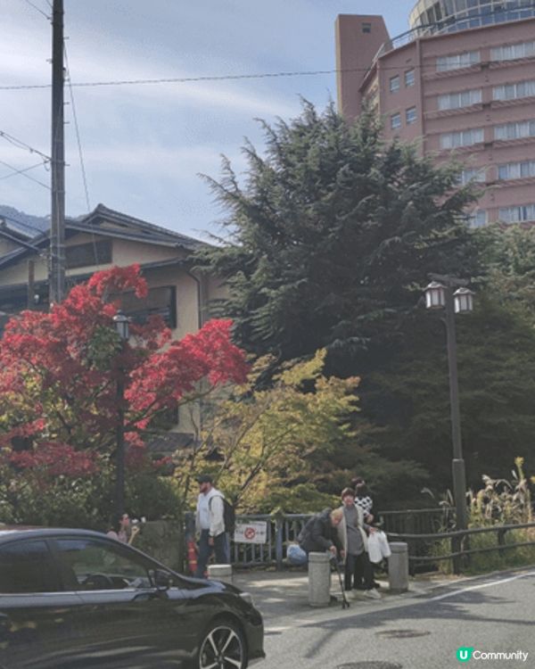 有馬溫泉，有免費足浴，有分銀湯金湯但要收入場費