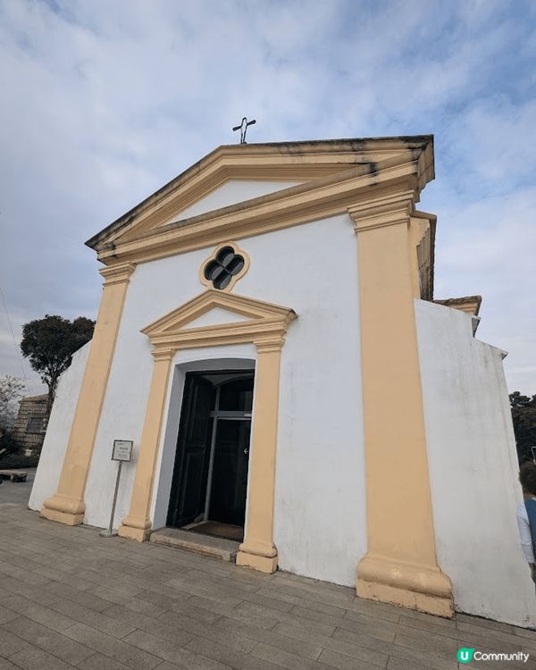 澳門的松山纜車是全球最短的纜車之一，來回票價僅為澳門幣3元，...