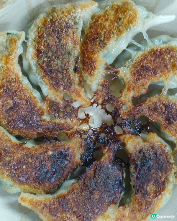 午餐食乜好？脆邊韭菜餃配足料湯➕時令小食！😋