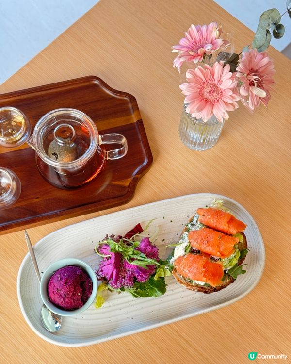 係高山劇場享受下悠閑嘅時刻