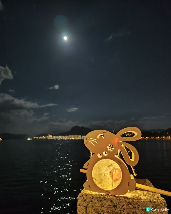 中秋佳節倍思親