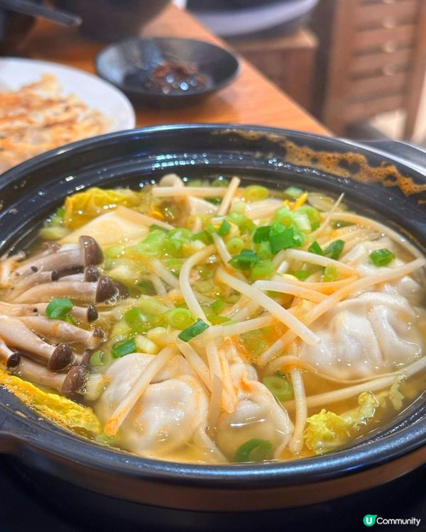 旺角人氣餃子店 特色冰花煎餃🥟