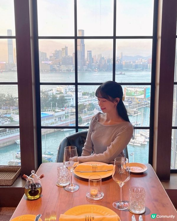 銅鑼灣歐式古典藏書室內的下午茶☕️