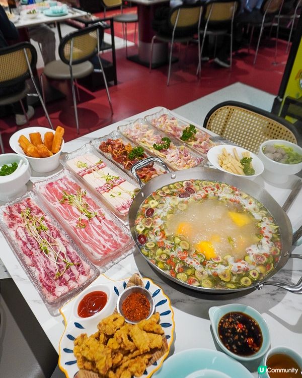 尖沙咀新開火鍋🍲主打現切牛肉､生猛海鮮🦞