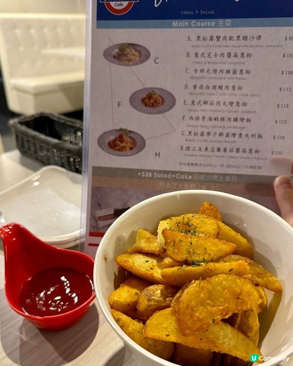 Station 3 Cafe（旺角金雞廣場）樓上cafe🥳