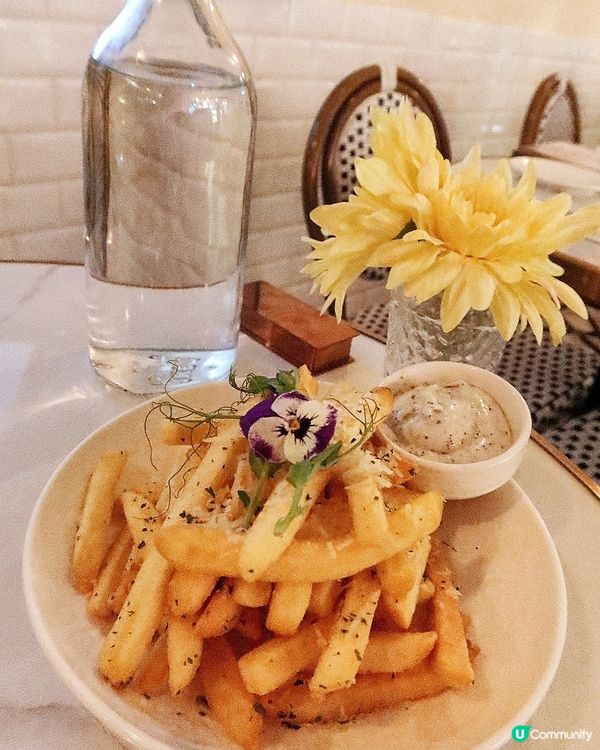 荔枝角隱世🤍花藝法式餐廳🌸