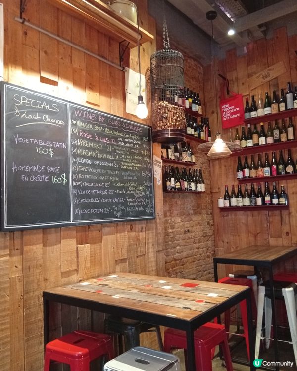 一輩子必須走一趟的街道-荷李活道