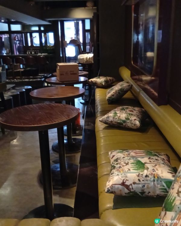 一輩子必須走一趟的街道-荷李活道