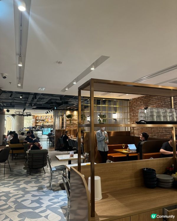 性價比極高$198即場火焰原隻燒雞 🍗