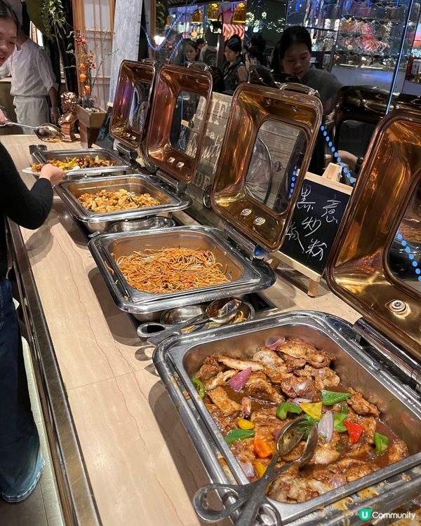 皇室派對🎤🎶 食盡天下美食😋