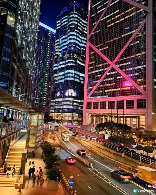 金光閃閃之金鐘聖誕燈飾