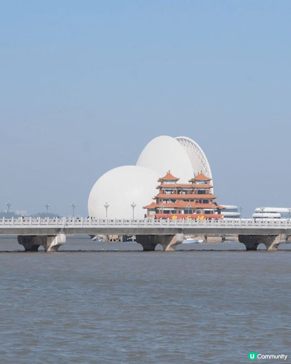 得閒到珠海近近地行下都不錯，可以到情侶路，愛情郵局，燈塔同日...