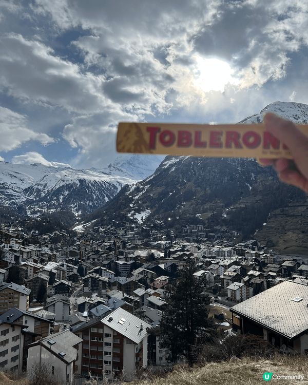 上年冬天去瑞士旅行，每日去唔同嘅雪山，雖然望落去好似一樣，但...
