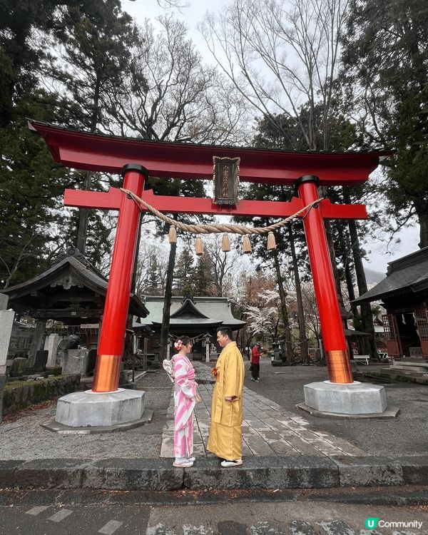位於日本富士吉田市的小室淺間神社，平日人流不多，非常推介大家...