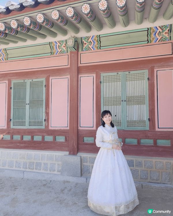 韓國首爾旅遊，可以租韓服在景福宫影相，睇紅葉，食韓燒，還有參...