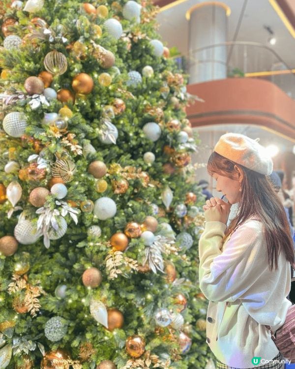 之前去咗啟德Airside，超靚超大嘅聖誕樹🎄，仲要滿滿嘅裝...