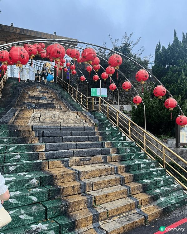 台北九份山城夜景超級迷人，燈火通明，九份悲情城市美名，名不虛...