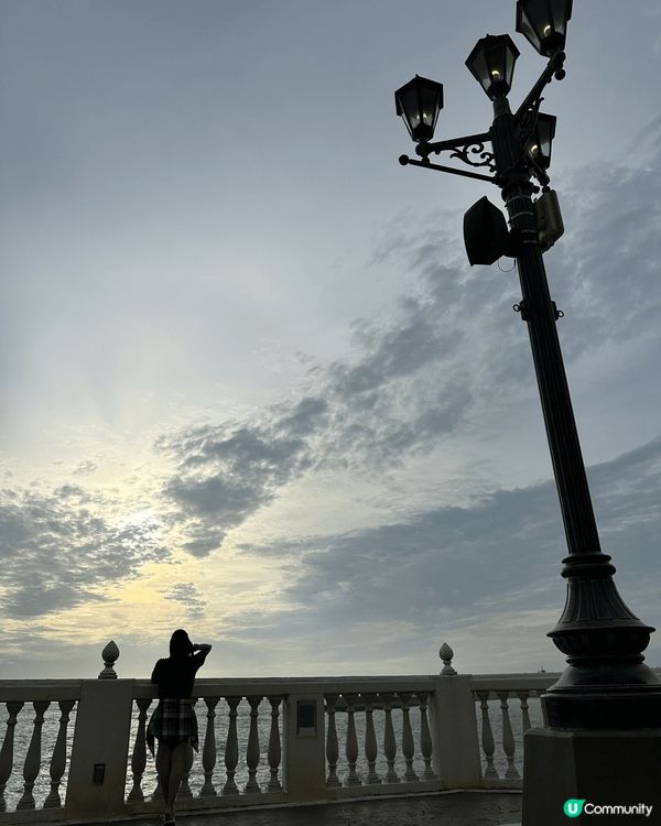 來到沖繩看日落，雖然是同一個太陽，但是另有一番風味。