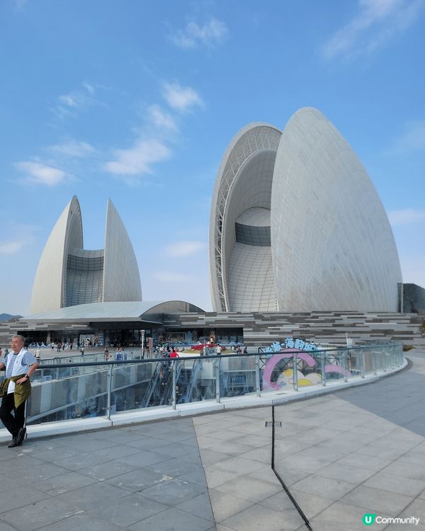 上載圖片打卡點是位於珠海-日月貝。由香港港珠澳過關，乘坐往珠...