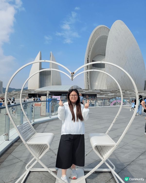 上載圖片打卡點是位於珠海-日月貝。由香港港珠澳過關，乘坐往珠...