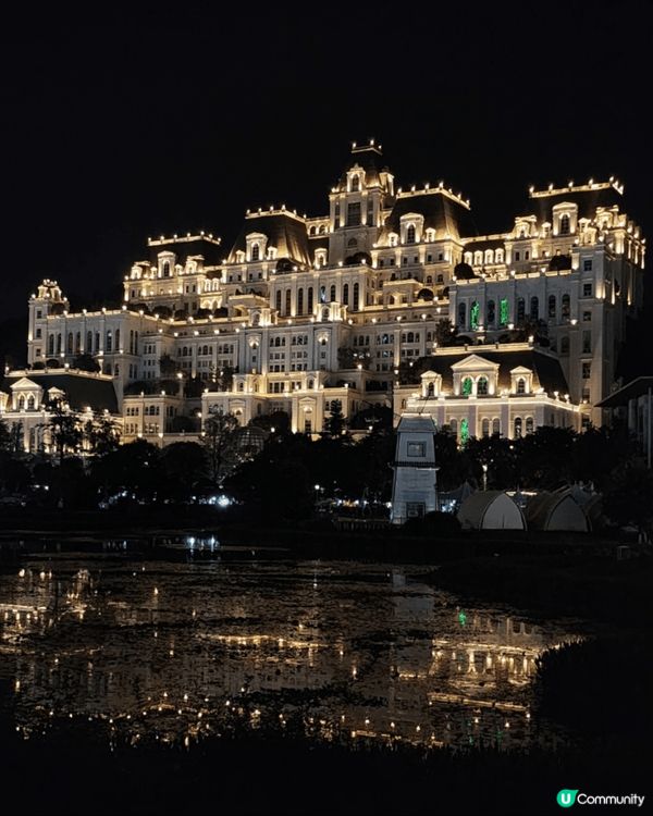 貴州省貴陽市白宮夜景，白天去甲秀樓夜晚逛白宮拍夜景