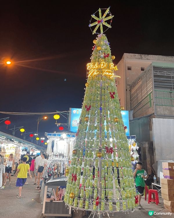 去越南芽莊過個暖暖的聖誕節吧🎄，到處都是濃濃的聖誕氛圍