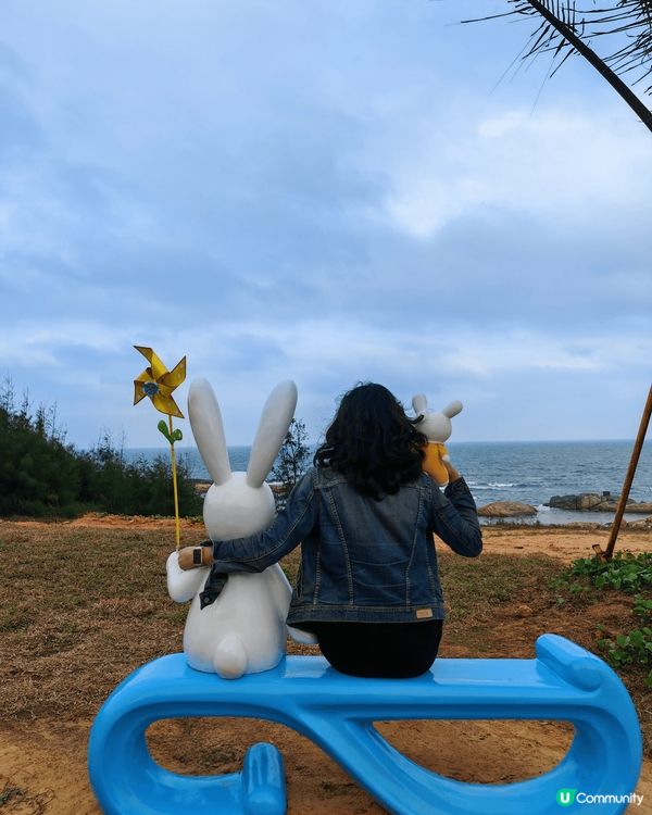 冬天的海南，駕著越野車環島，在抱虎角追浪趕海，在大風車下穿梭...