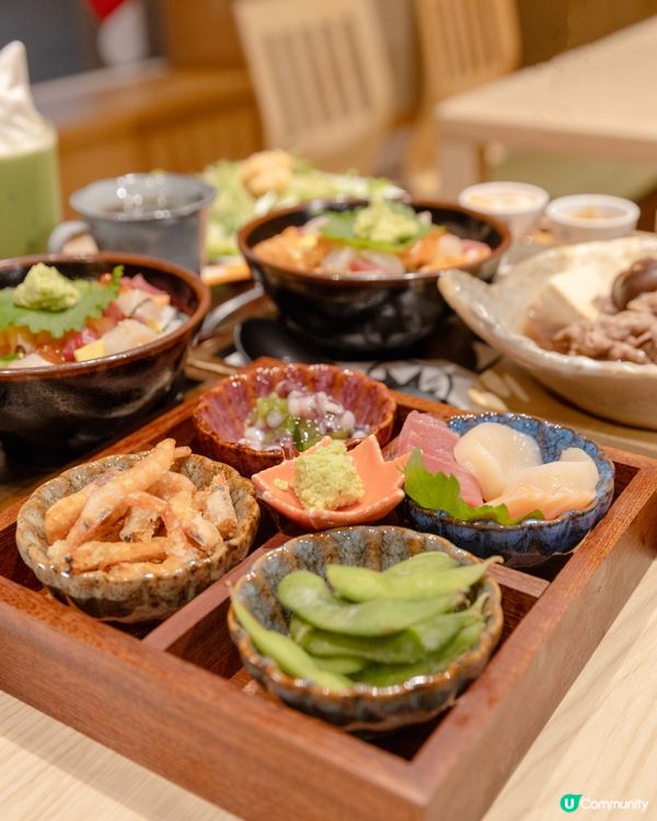 海景榻榻米座位日式茶屋