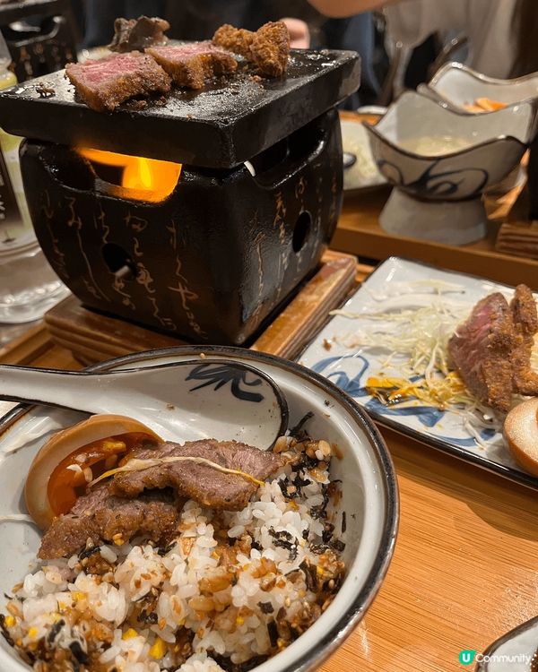 這是「秘」餐廳的晚市套餐，我們可以自己在鐵板上燒肉，而且皮十...