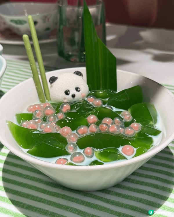 最近到訪日本、深圳及成都，品嚐了當地最有特色嘅甜品，如紫薯新...