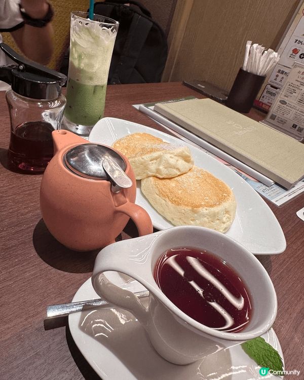 最近到訪日本、深圳及成都，品嚐了當地最有特色嘅甜品，如紫薯新...