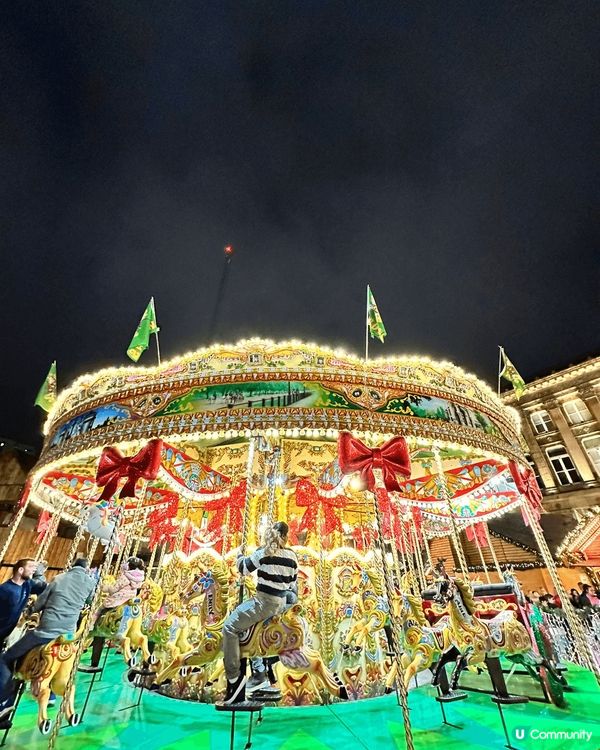 充滿聖誕氣氛嘅市集