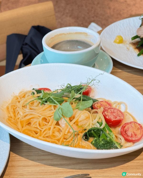 荃灣parknina除左拱門天花設計靚之外，食物郁高質🤤 w...