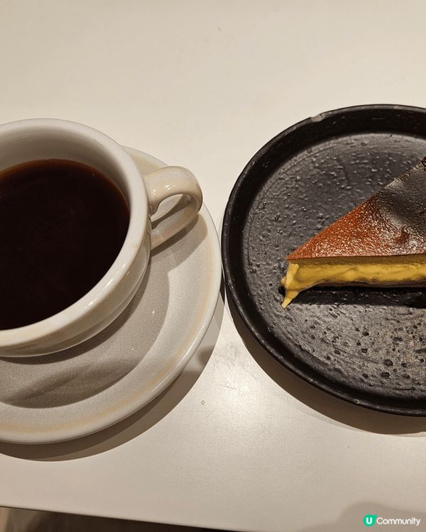 太古有一間甜品店jomo我覺得佢哋嘅芝士蛋糕真係非常出色灰香...